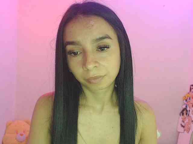 charlotehere webcam