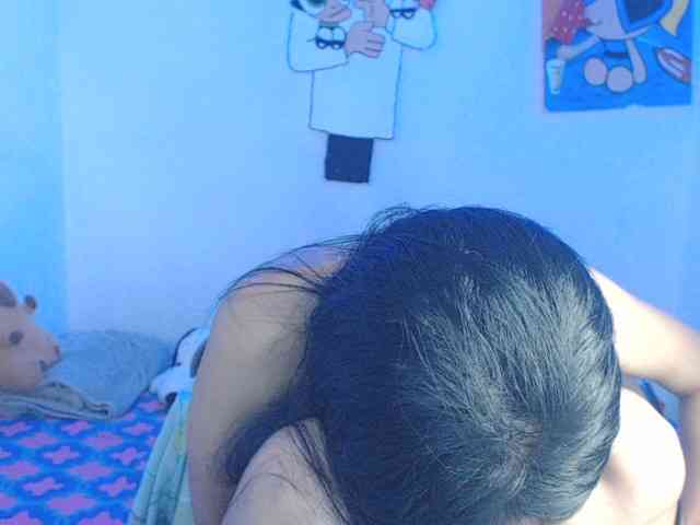 charlotehere webcam