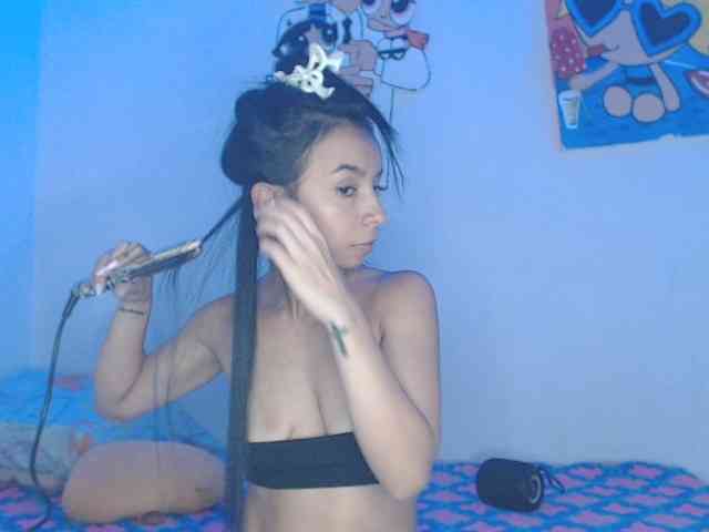 charlotehere webcam