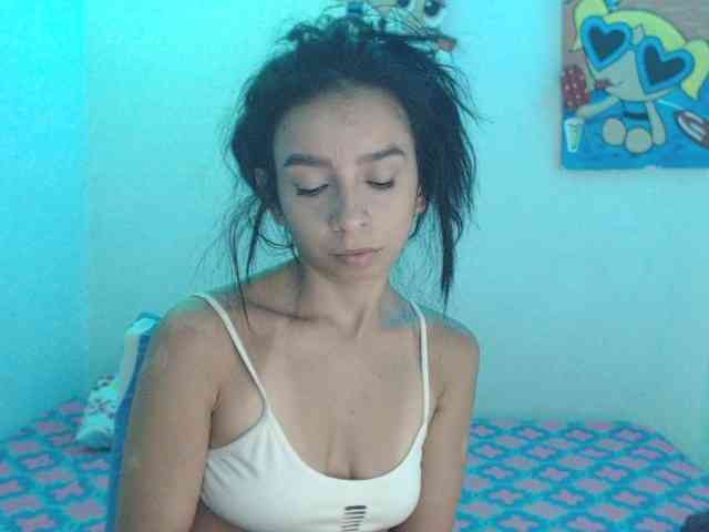 charlotehere webcam