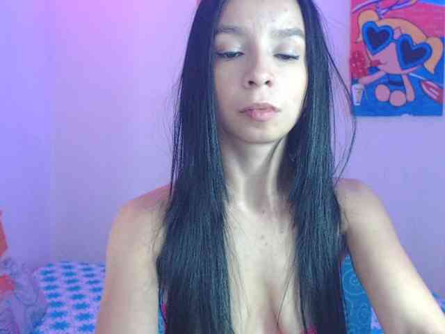 charlotehere webcam