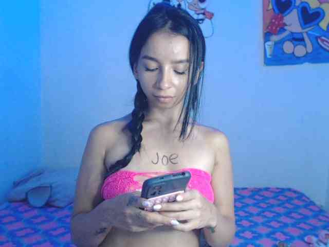 charlotehere webcam