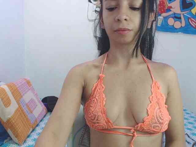 charlotehere webcam