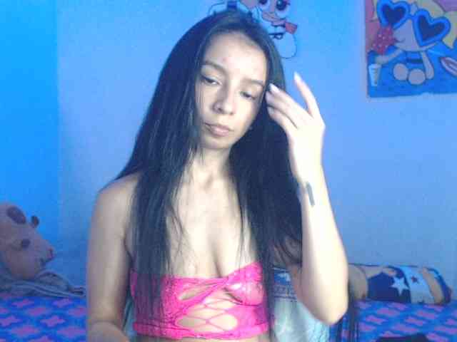 charlotehere webcam