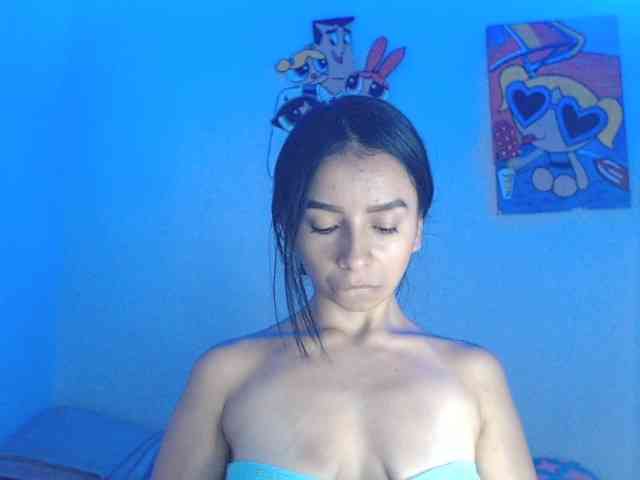 charlotehere webcam