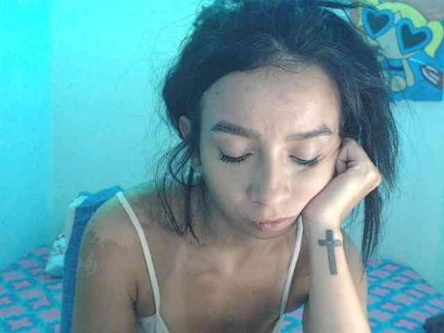 charlotehere webcam