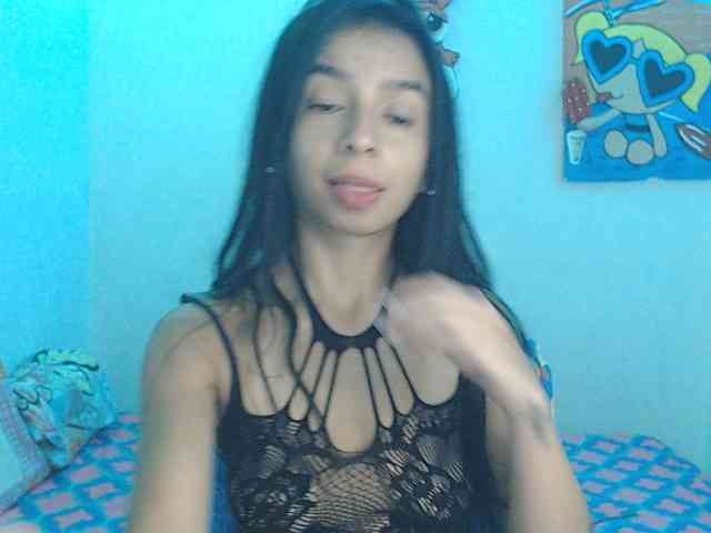 charlotehere webcam