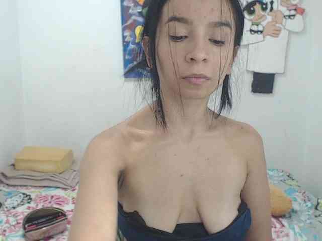charlotehere webcam