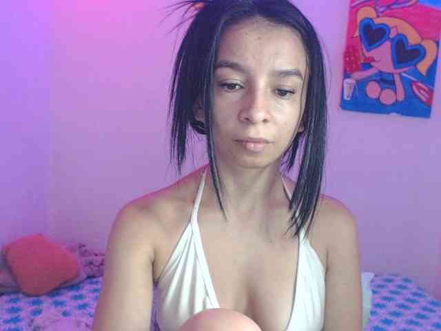 charlotehere webcam
