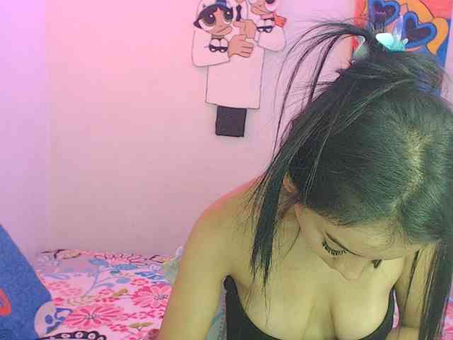 charlotehere webcam