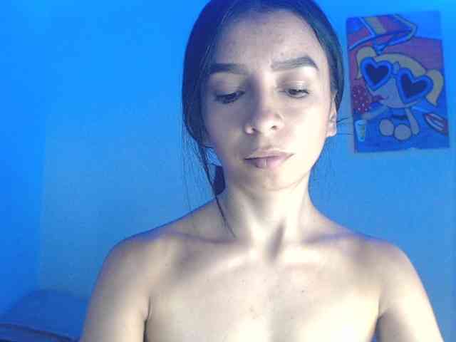 charlotehere webcam