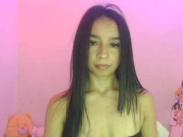 charlotehere webcam