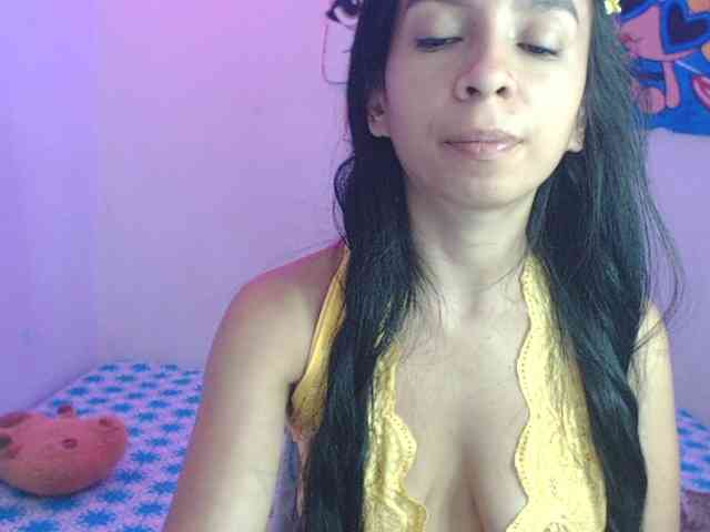 charlotehere webcam