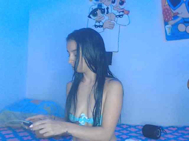 charlotehere webcam