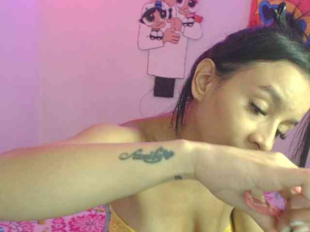 charlotehere webcam
