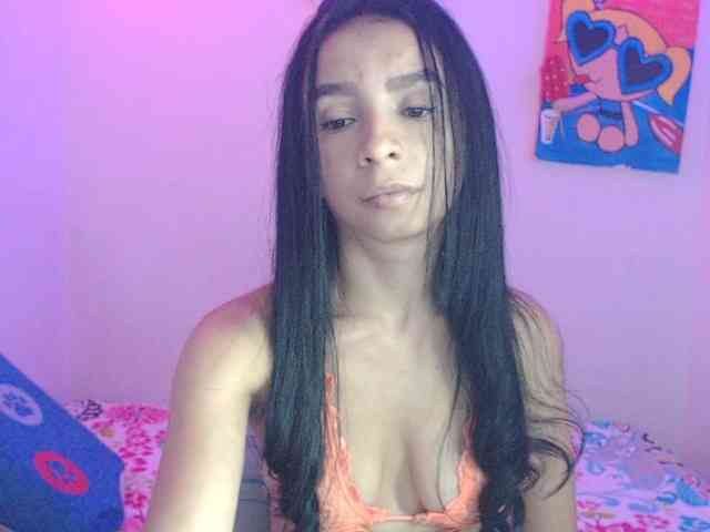 charlotehere webcam