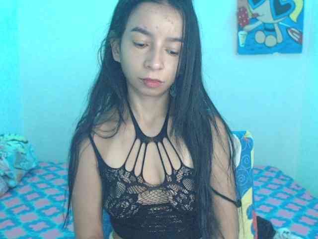 charlotehere webcam