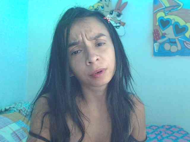 charlotehere webcam