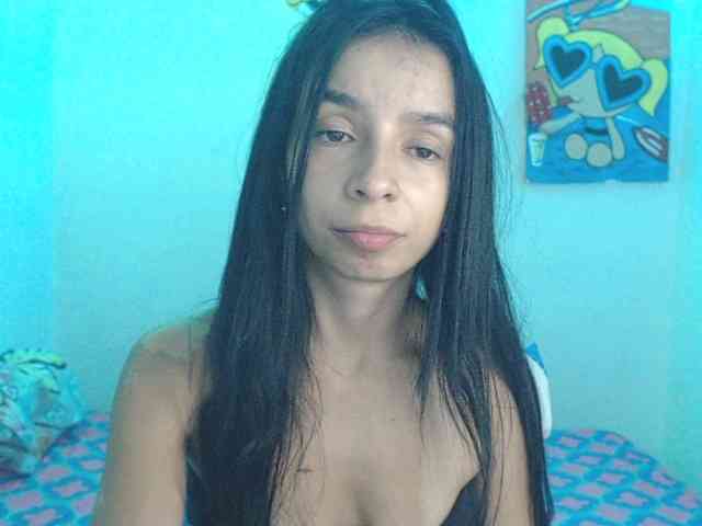 charlotehere webcam