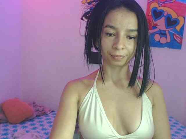 charlotehere webcam