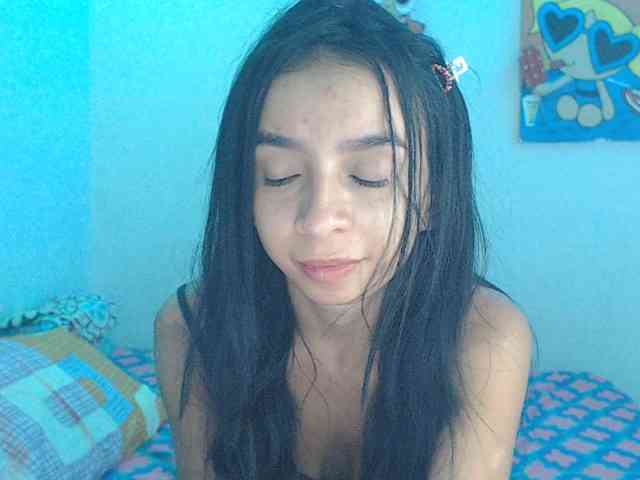 charlotehere webcam