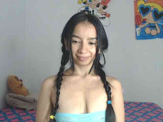 charlotehere webcam