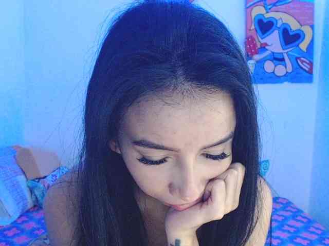 charlotehere webcam