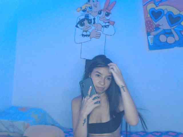 charlotehere webcam