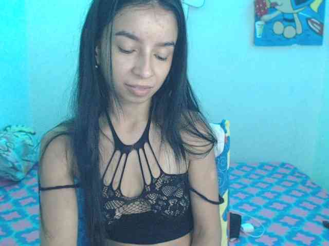 charlotehere webcam