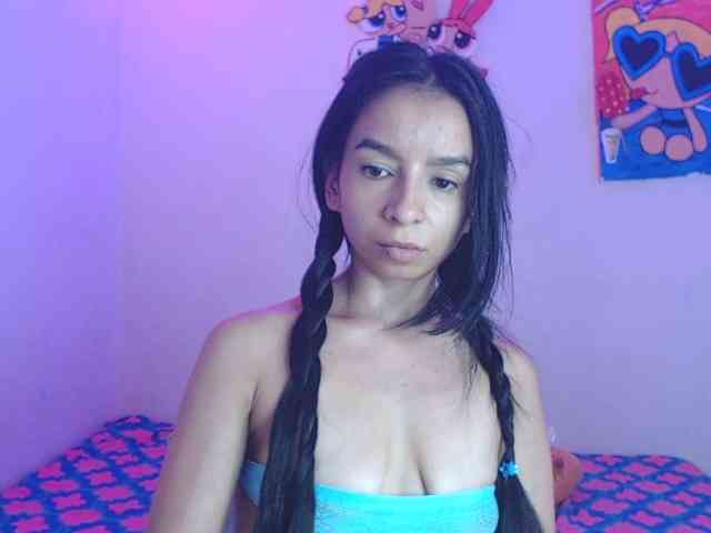 charlotehere webcam