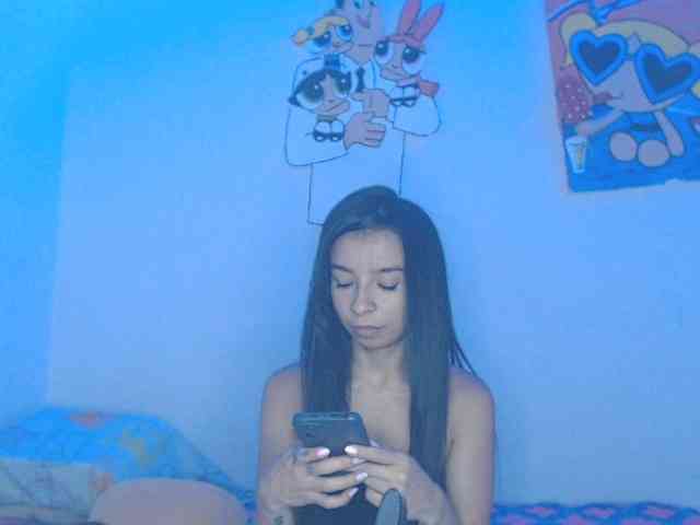 charlotehere webcam