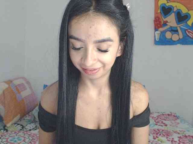 charlotehere webcam