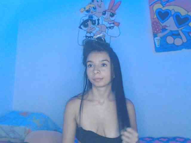 charlotehere webcam