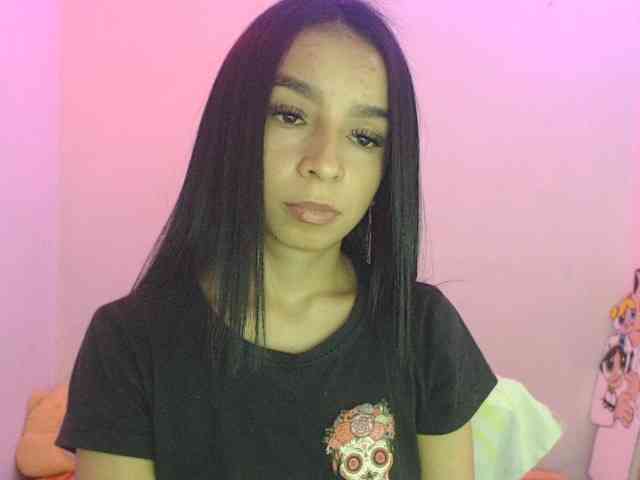 charlotehere webcam