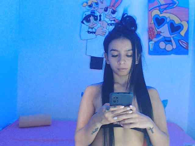 charlotehere webcam