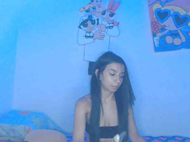 charlotehere webcam