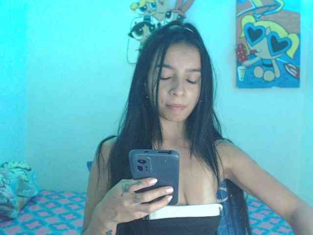 charlotehere webcam