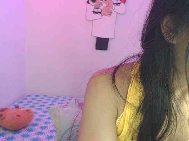 charlotehere webcam