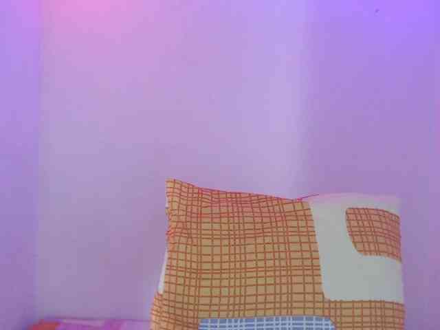 charlotehere webcam