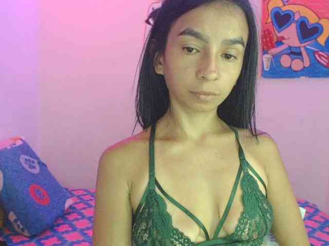 charlotehere webcam