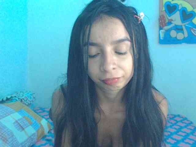 charlotehere webcam