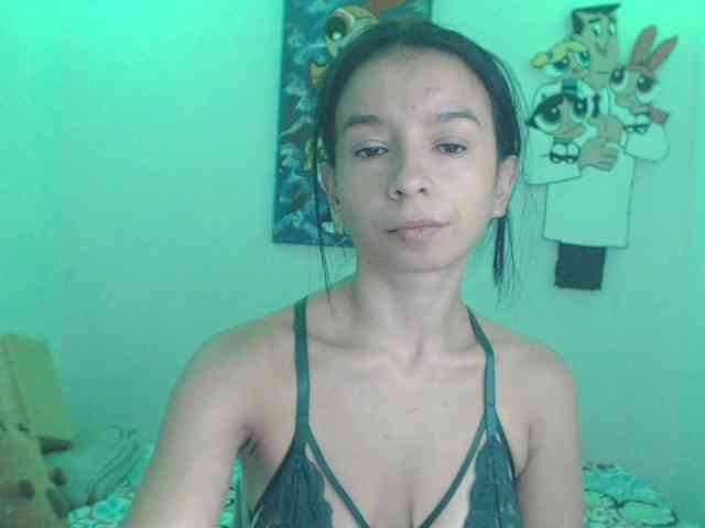 charlotehere webcam