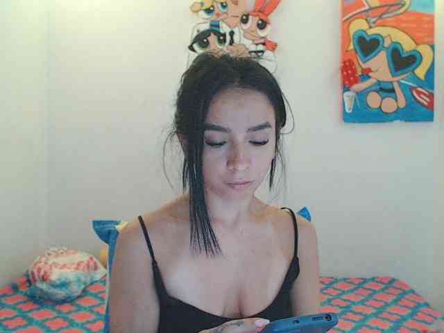 charlotehere webcam