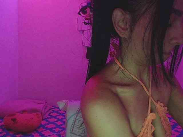 charlotehere webcam
