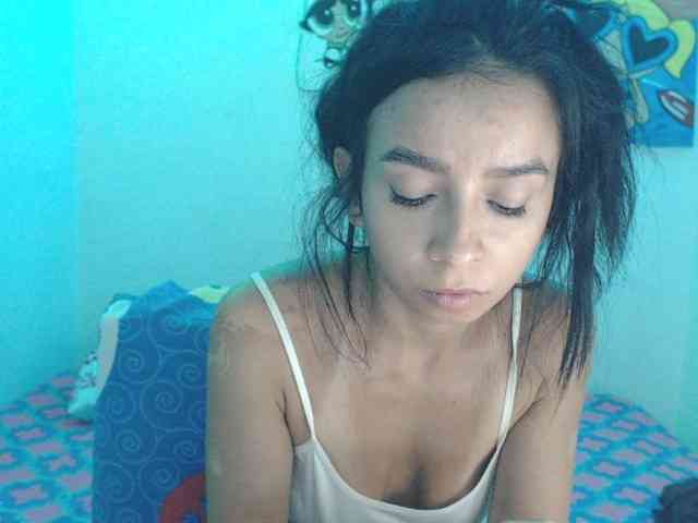 charlotehere webcam