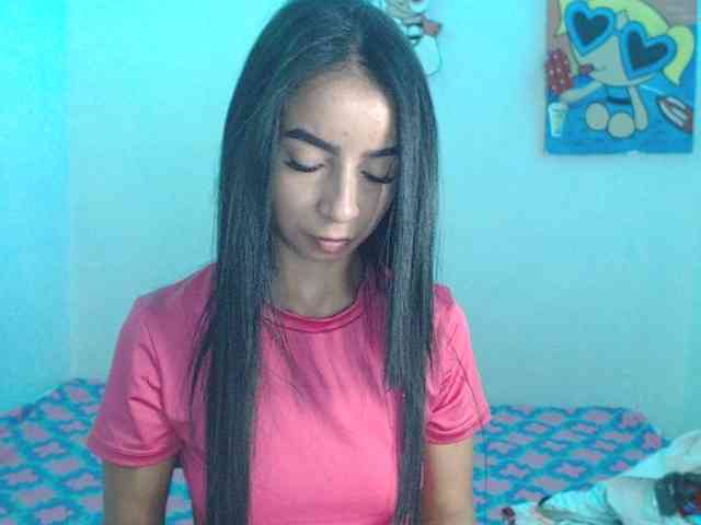 charlotehere webcam
