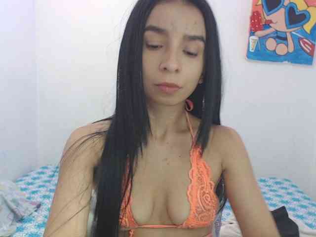 charlotehere webcam