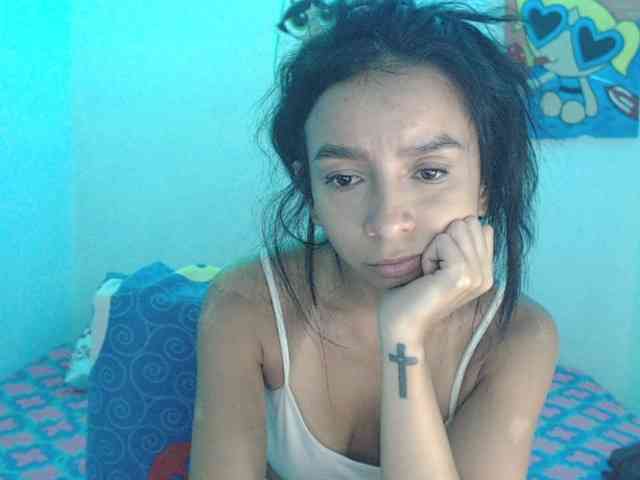 charlotehere webcam