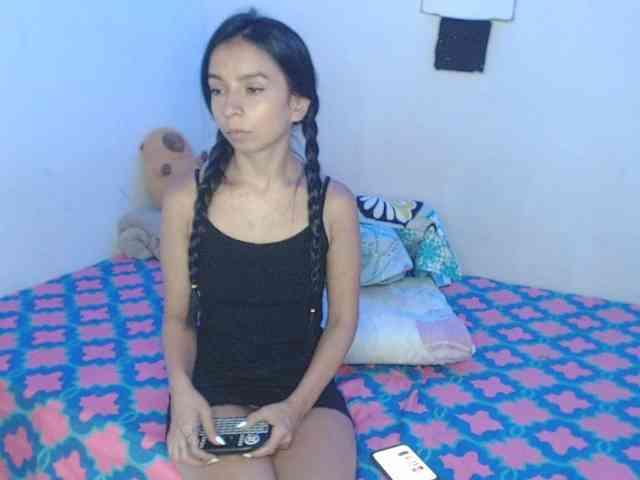 charlotehere webcam