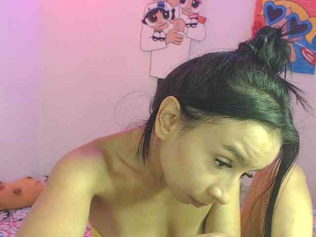 charlotehere webcam